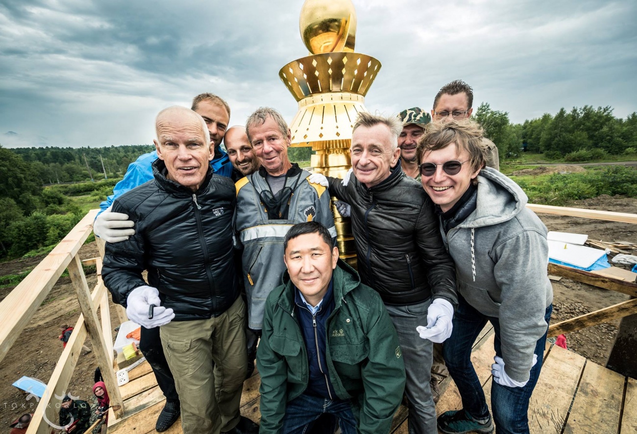 Ступа Совершенной Победы на озере Байкал (Stupa of Complete Victory, lake Baikal)